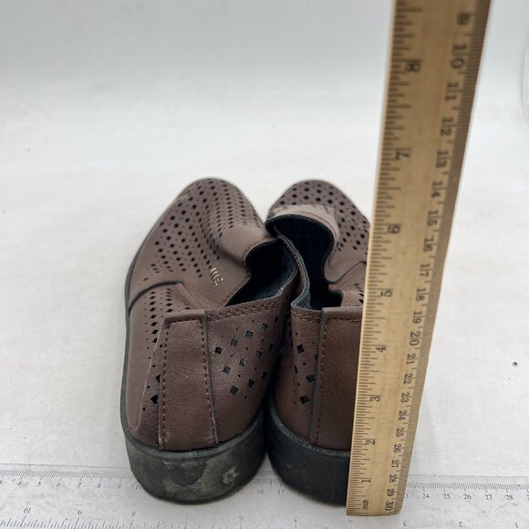Loafers_&_Slip_Ons